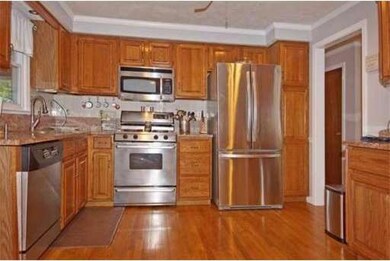 10 Mashpee Cir, Northborough, MA 01532 - photo 7