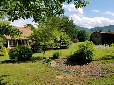 75 Hensley Dr, Asheville, NC 28806 - photo 4