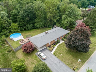 3991 Robin Hood Way, Sykesville, MD 21784 - photo 2