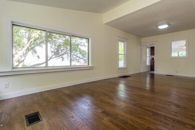 Sycamore St-7