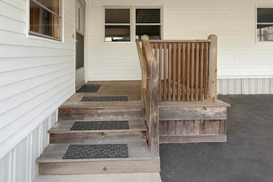 807 Nottingham Dr, Exeter, NH 03833 - photo 7