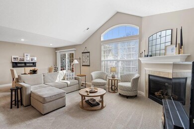 5082 Calais Drive-7.jpg-SMALL