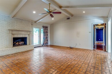 6331 Chesley Ln, Dallas, TX 75214 - photo 6