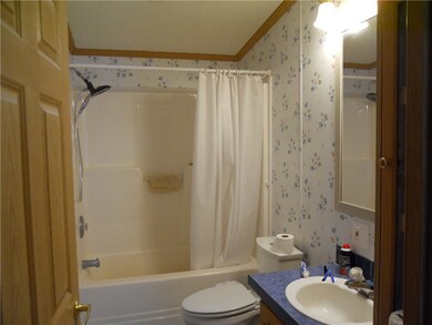 37 Cardinal Ct, Tiverton, RI 02878 - photo 7