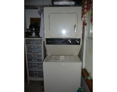 24 James St, Taunton, MA 02780 - photo 6