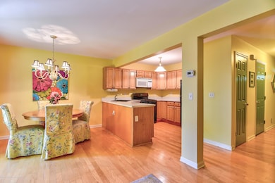 14 Walnut St unit 206, Toms River, NJ 08753 - photo 2