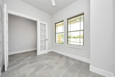 1110 E Main St, La Porte, TX 77571 - photo 7