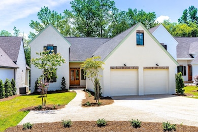 1 Exterior (2 of 5)