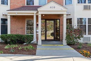 409 Farrell St unit 415, South Burlington, VT 05403 - photo 4