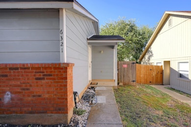 6319 & 6321 Worchester Knoll, San Antonio, TX 78233 - photo 2