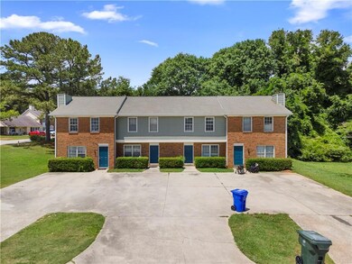 675 Hunting Creek Ln SE, Conyers, GA 30013 - photo 6