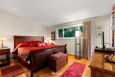 19930 N Park Ave N, Shoreline, WA 98133 - photo 6