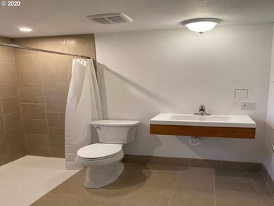 Bathroom, Attached