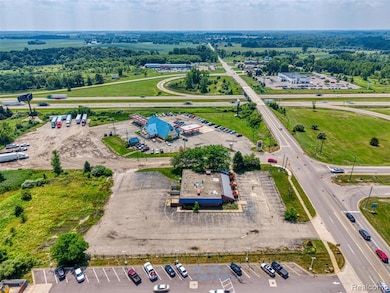 963 S Grand Ave, Fowlerville, MI 48836 - photo 2