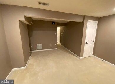 911 N Angel Valley Ct, Edgewood, MD 21040 - photo 2