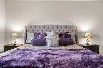 Primary bed
