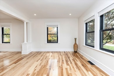 39 Trask St, Beverly, MA 01915 - photo 5