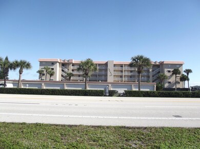View of the building from Highway A1A