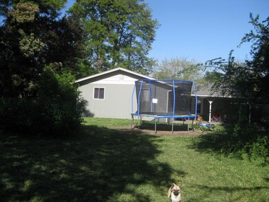 1108 SW Oak St, Grants Pass, OR 97526 - photo 5