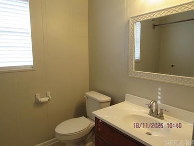 199-B S Center St, Conway, AR 72034 - photo 7