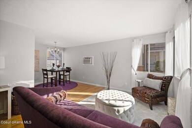 005_Living and Dining