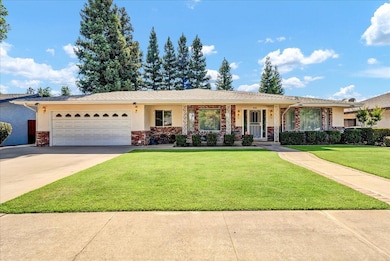 45 Lyon Ave, Sanger, CA 93657 - photo 2