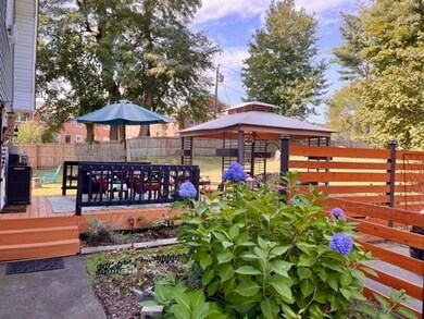 29 Webster Ave, West Springfield, MA 01089 - photo 6