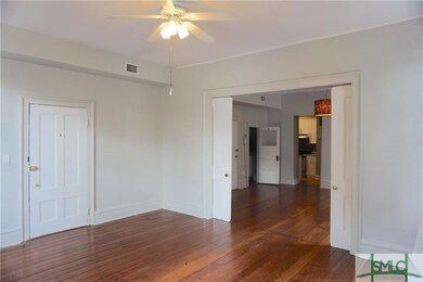124 E Jones St unit Parlor, Savannah, GA 31401 - photo 3
