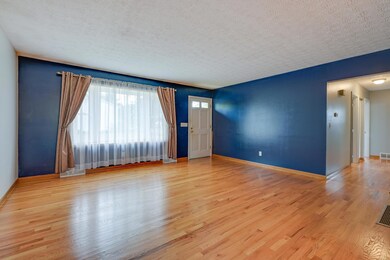 5383 Pine Bluff Rd Columbus OH 43229 USA
