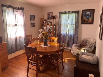 2726 D Ave NW, Cedar Rapids, IA 52405 - photo 3