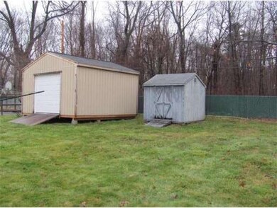 35 Knowles Rd, Worcester, MA 01602 - photo 3