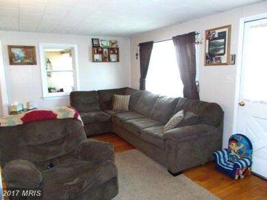 1359 Three Run Rd, Bunker Hill, WV 25413 - photo 3