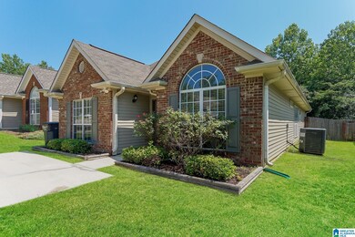 396 Camden Cove Cir, Calera, AL 35040 - photo 2