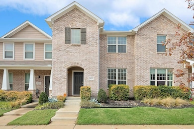View of front of house featuring a front yard