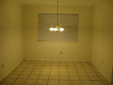 8526 Carriage Creek Dr, Houston, TX 77064 - photo 7