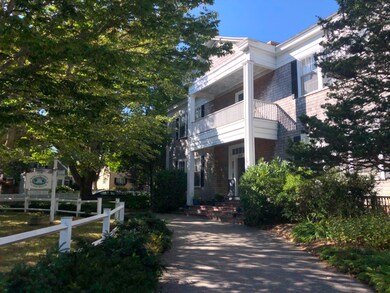 15 Mill St unit 25-F, Edgartown, MA 02539 - photo 2