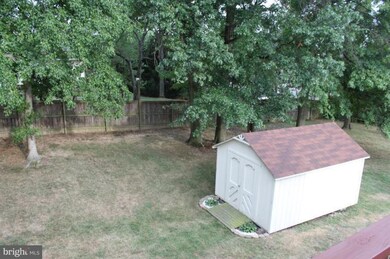 7533 Lemon Tree Ct, Hanover, MD 21076 - photo 7