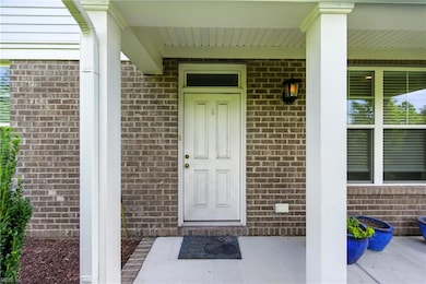 301 Sikeston Ln, Chesapeake, VA 23322 - photo 4