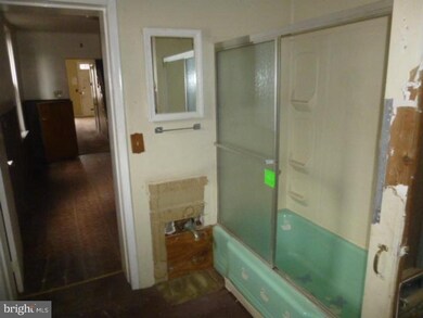 508 Minor St, Reading, PA 19602 - photo 2