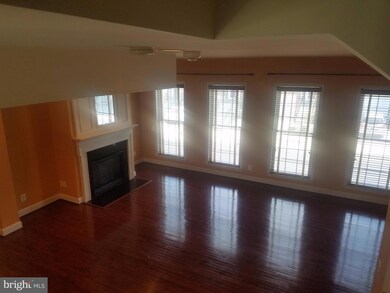 9274 Laurel Ridge Crossing Rd, Lorton, VA 22079 - photo 7