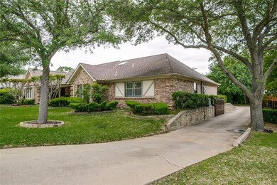 3716 Welwyn Way Dr, Bedford, TX 76021 - photo 3