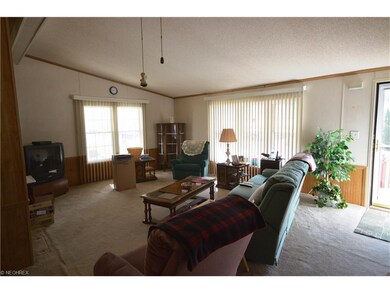 12 Schuberts Aly, Olmsted Township, OH 44138 - photo 2