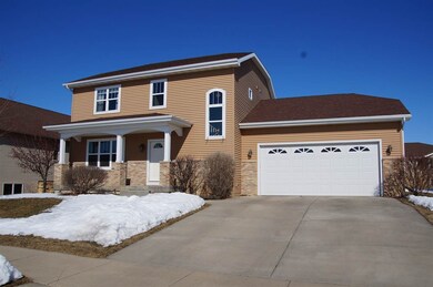 5202 Ninebark Dr, Fitchburg, WI 53711 - photo 2