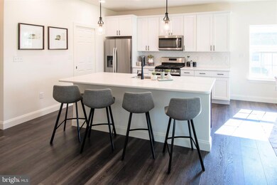 263 Gardenia Ln, Lebanon, PA 17042 - photo 4