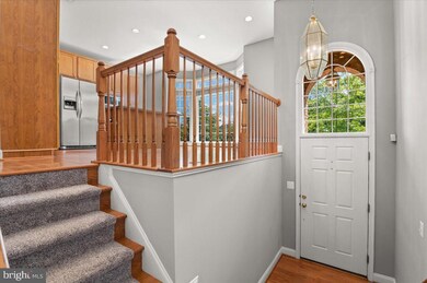 25846 Commons Square, Chantilly, VA 20152 - photo 3