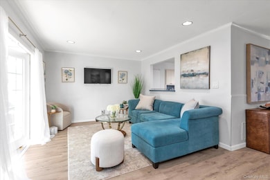 6 Karen Ave, Plainview, NY 11803 - photo 7