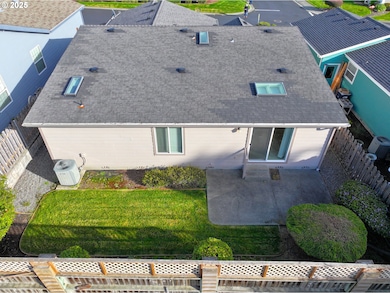 98126 W Benham Ln unit 9, Brookings, OR 97415 - photo 3