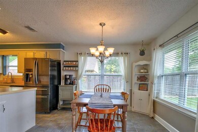 403 Forrestburg Dr, Wake Village, TX 75501 - photo 7