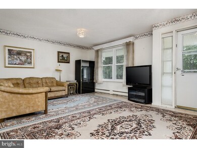 122 Chatham Dr unit C, Monroe Township, NJ 08831 - photo 7