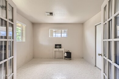 17 Bedroom